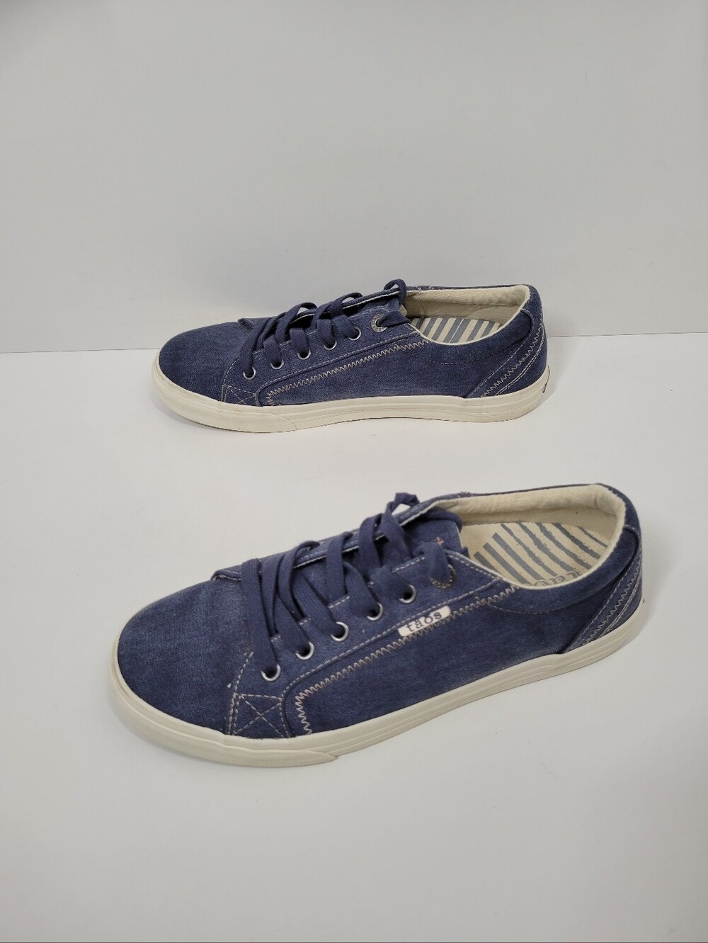 Taos Plim Soul Blue Canvas Lace Up Sneakers Women Size 10